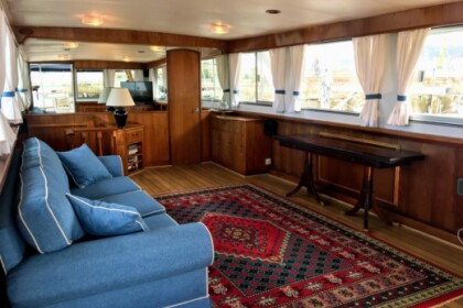 Aluguel Iate a motor Dagless UK Super President 72 Vigo