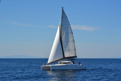 Hire Catamaran Fountaine Pajot Athena 38 (4+2 Cab) Volos