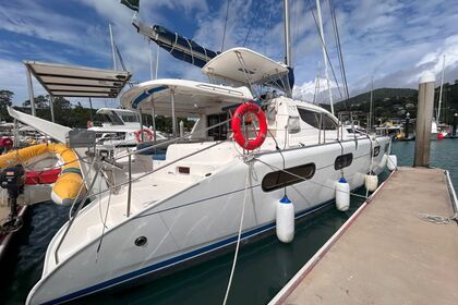 Location Catamaran Rorbertson & Caine Leopard 46 with A/C Whitsunday Island