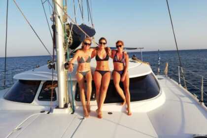 Location Catamaran Fountaine Pajot Catamaran Lavezzi 40 Lardos