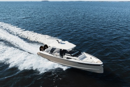 Charter Motorboat SAXTOR 320 GTO Mykonos