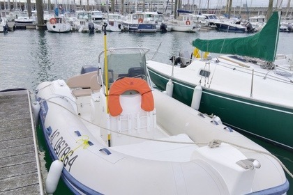 Location Bateau à moteur Capelli Capelli Tempest 570 Saint-Père