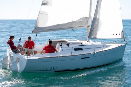 Location Voilier  FIRST 25.7 Q.R Quiberon