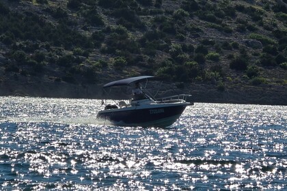 Charter Motorboat Renato Molinari Falcon 640 Novalja