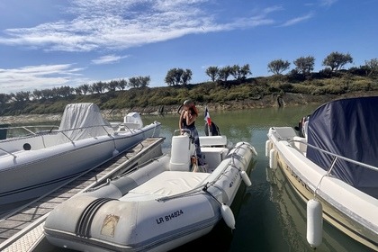 Noleggio Barca a motore Zodiac Cherokee Ars-en-Ré