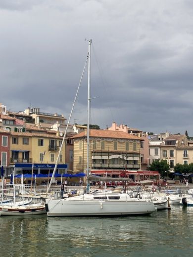 Saint-Cyr-sur-Mer Sailboat JEANNEAU SUN ODYSSEY 30I alt tag text