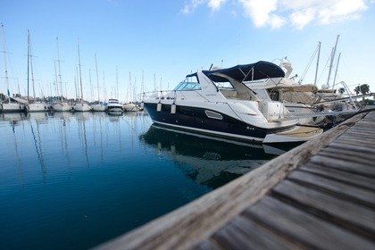 Rental Motorboat Sea Ray Sundancer Corfu