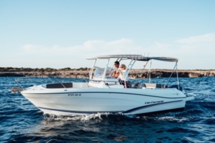 Location Bateau à moteur JEANNEAU CAP CAMARAT 7.5 Ciutadella de Menorca