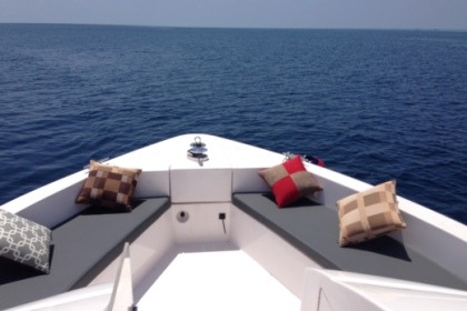 Чартер Моторная яхта Gulf Craft, CUSTOM DESIGN Мале