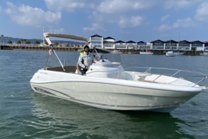 Alquiler Lancha Jeanneau Cap Camarat 6.5 Cc Hendaya