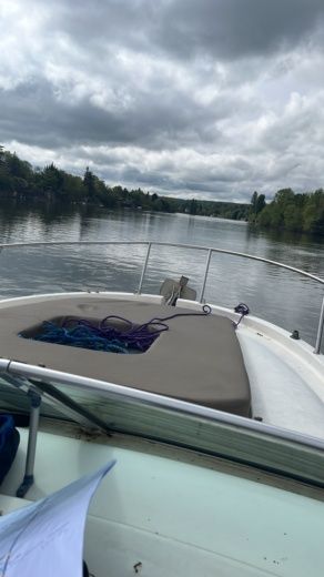 Asnières-sur-Seine Motorboat Jeanneau Leader 805 alt tag text