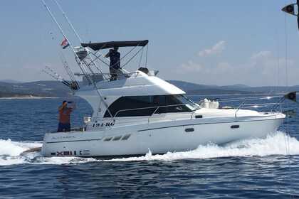 Verhuur Motorboot Beneteau Antares 9.80 Rogoznica