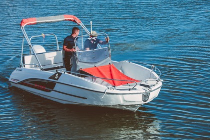 Charter Motorboat Benneteau Flyer 5.5 Carnon Plage