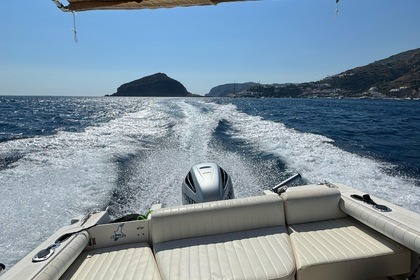 Noleggio Barca a motore Trophy Trophy pro 2302 Napoli