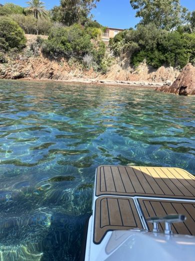 Mandelieu-la-Napoule Motorboat Quicksilver Activ 755 Sundeck alt tag text