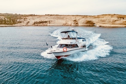 Rental Motorboat Phoenix 29 SFX Convertible Kalkara