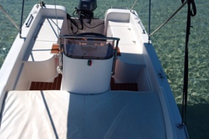 Alquiler Barco sin licencia  Gasolina incluida Cala 450 Formentera