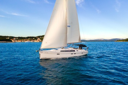 Verhuur Zeilboot Bavaria Yachtbau Bavaria Cruiser 46 - 4 cab. Šibenik