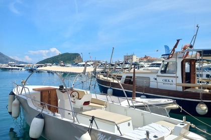 Verhuur Motorboot Custom made by rivaa Riva Budva