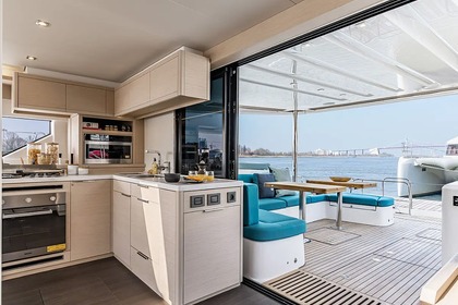 Location Catamaran Lagoon Lagoon 55 Trapani