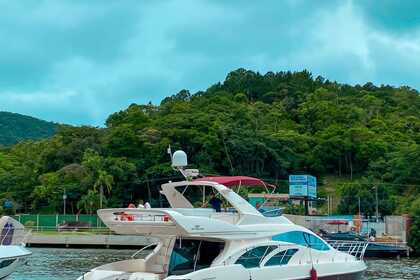 Aluguel Lancha Azimut Azimut 60 Balneario Camboriú
