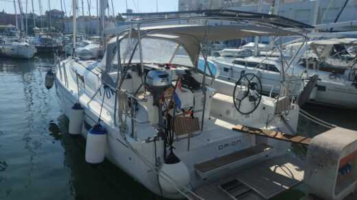 Zadar Sailboat Beneteau Oceanis 40.1 alt tag text