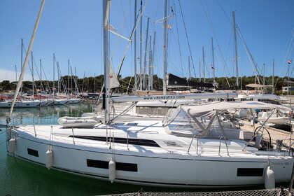 Czarter Jacht żaglowy Bénéteau Oceanis 46.1 - 4 cab. Pomer