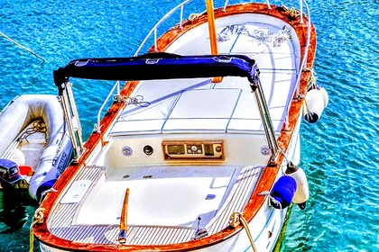 Verhuur Motorboot F.lli Mileo Leucosya 7,80 Tricase Porto