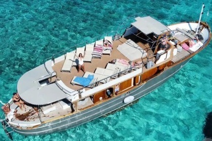 Hire Motorboat F.lli canale F.lli canale Salerno