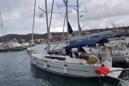 Hire Sailboat DUFOUR 360 Grand Large Dubrovnik