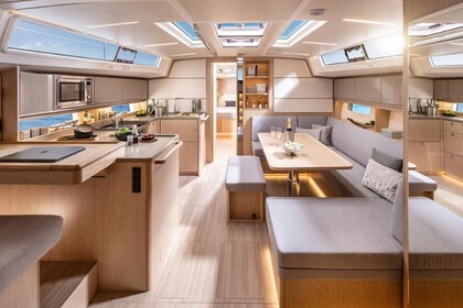 Charter Sailboat  Bavaria C46 Pula