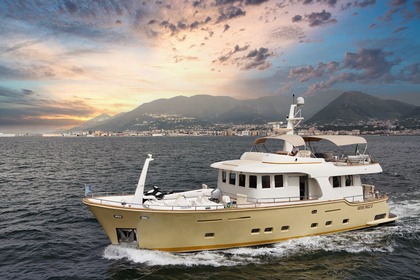 Ενοικίαση Μηχανοκίνητο σκάφος Terranova Yachts Terranova 68 Νάπολη