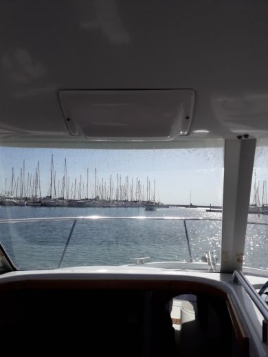 La Grande-Motte Motorboat Jeanneau MERRY FISHER alt tag text