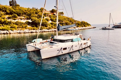 Rental Catamaran Lagoon-Bénéteau Lagoon 500 - 4 cab. Palairos