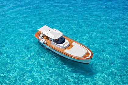 Чартер Моторная яхта Mimi 9.5 Сорренто