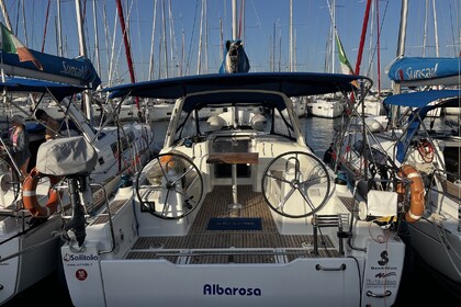 Ενοικίαση Ιστιοπλοϊκό σκάφος Bénéteau Oceanis 35.1 - 2 cab. Marina di Portorosa