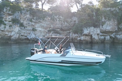 Rental Motorboat Beneteau Flyer 6.6 sundeck Antibes