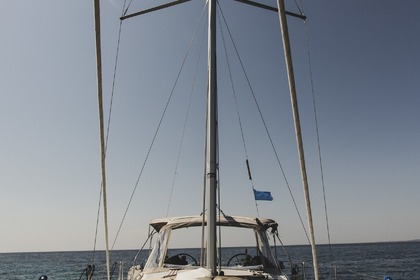 Alquiler Velero Beneteau Oceanis 35.1 del 2017 Gallipoli
