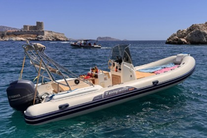 Hire RIB Capelli Capelli Tempest 690 La Ciotat