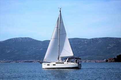 Location Voilier BENETEAU OCEANIS 35 Split