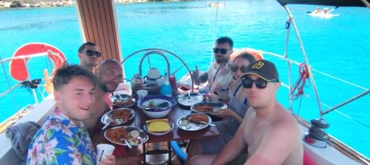 Родос Sailboat Beneteau Oceanis 321 alt tag text