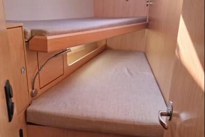 Hire Sailboat  Bavaria C45 Volos