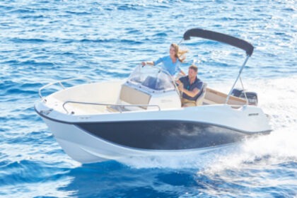 Rental Motorboat Quicksilver Quicksilver 550 Active open Fornells, Minorca