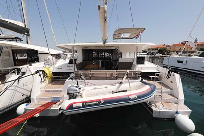 Noleggio Catamarano Fountaine Pajot Fountaine Pajot Astrea 42 Zaravecchia