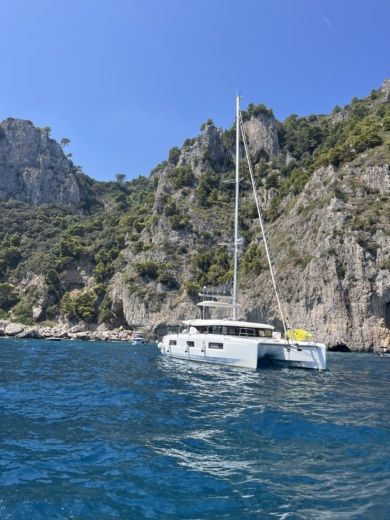 Neapol Motorboat Barqa Barqa q20 alt tag text