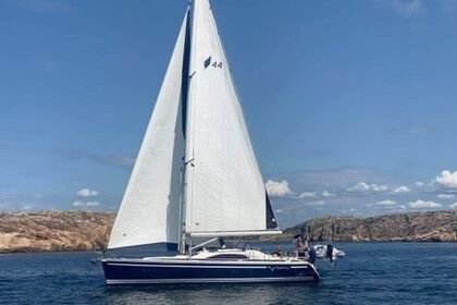 Hyra båt Segelbåt  Bavaria 44 Vision Hjellestad
