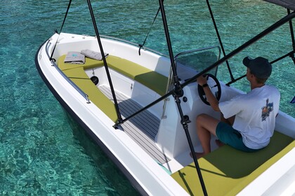 Charter Boat without licence  FUEL INCLUDED Corfu