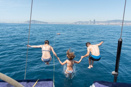Charter Sailboat Sail tour Barcelona Barcelona