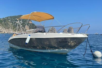 Charter Motorboat SPEEDY Cayman 585 Capri