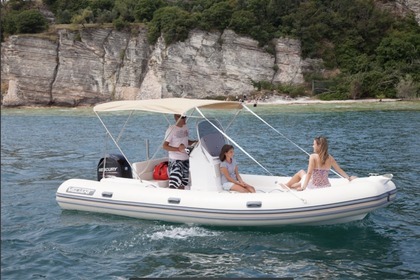 Hire RIB VALIANT 580 Six-Fours-les-Plages